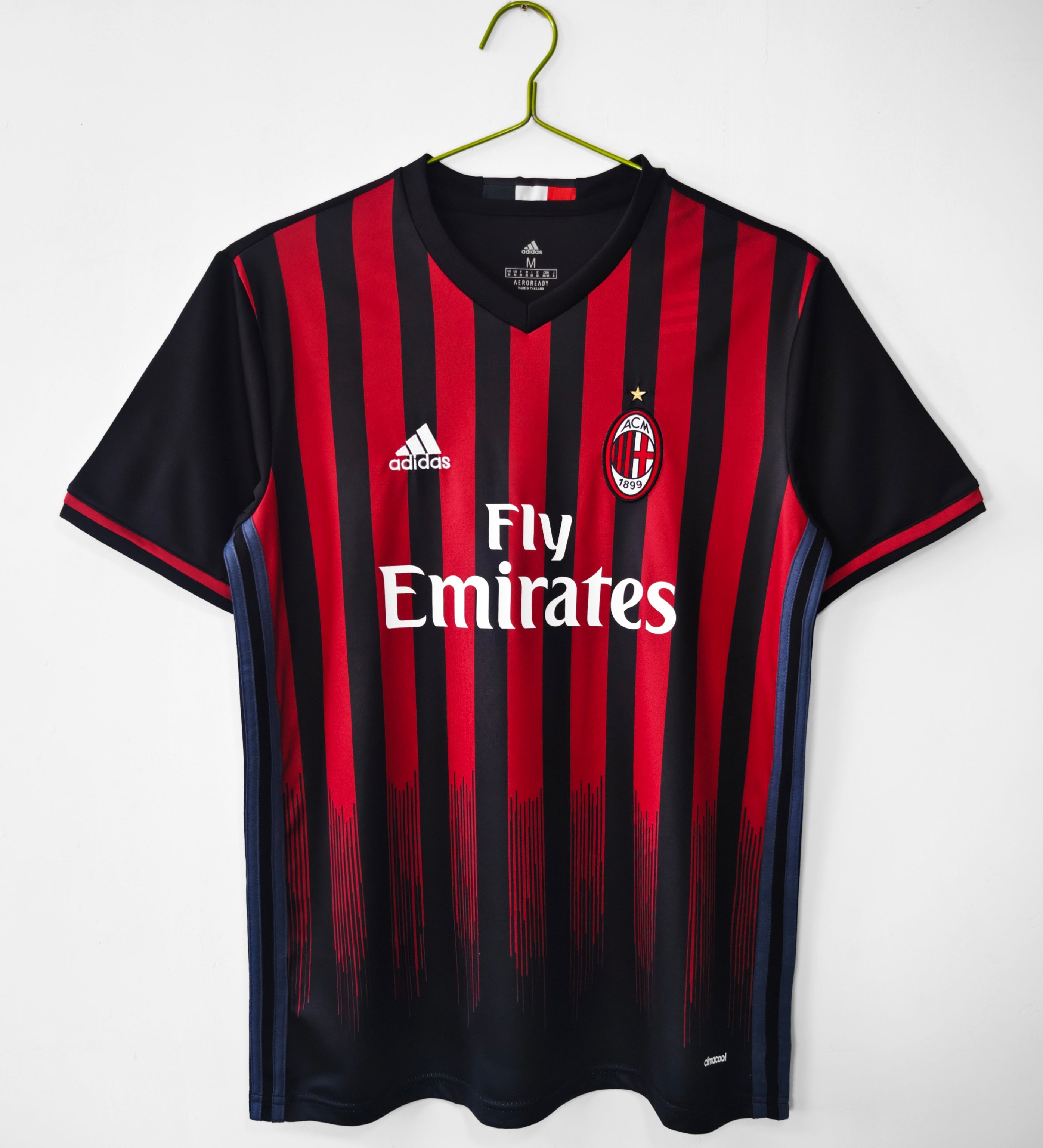 AC Milan 2016 retro
