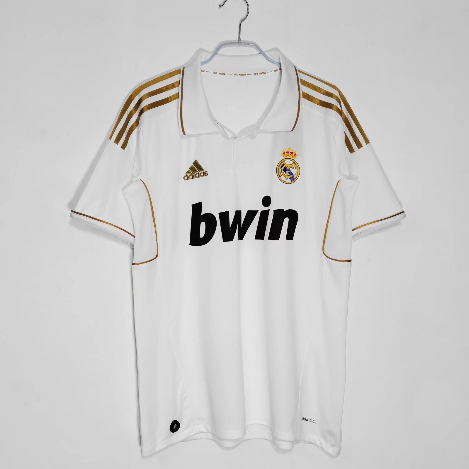 Real 2011 retro
